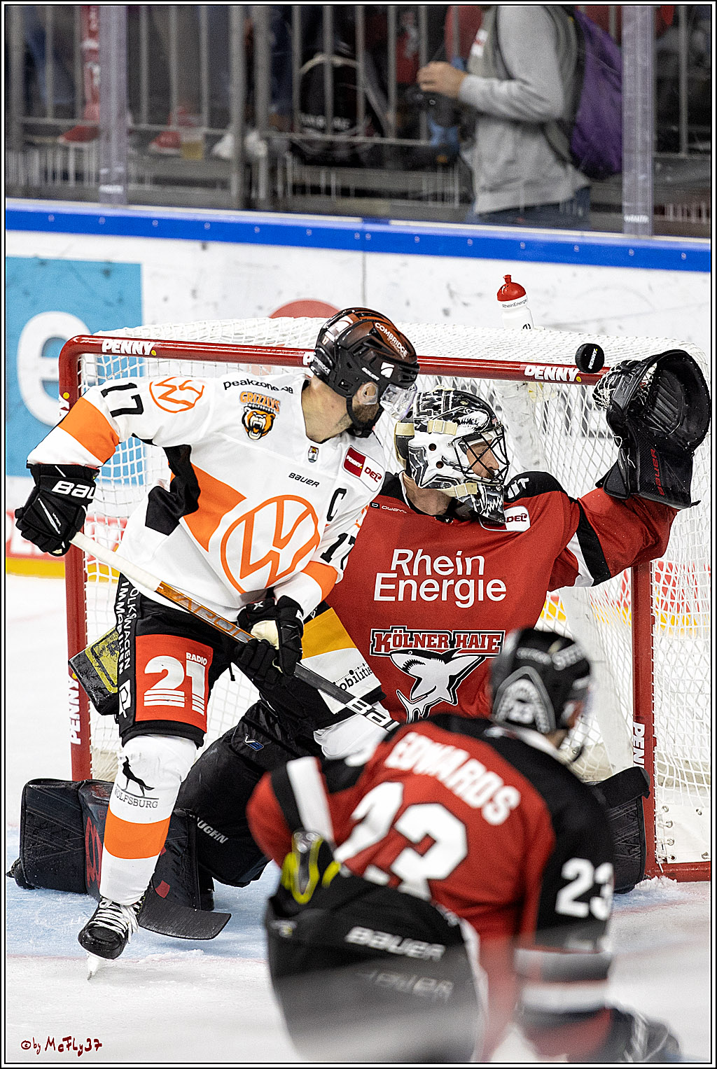PENNY DEL;  Koelner Haie - Grizzlys Wolfsburg; Koeln, 10.09.2021